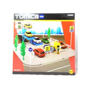 Tomy 85301 - Tomica - Parkplatz mit Auto