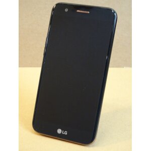 LG K10 (2017) (13,46 cm (5,2 Zoll) IPS Display 16 GB schwarz Smartphon