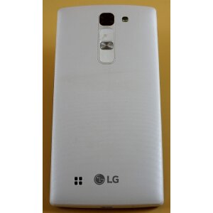 LG Magna Smartphone (12,7 cm (5,0 Zoll) HD IPS-Display 8GB weiß