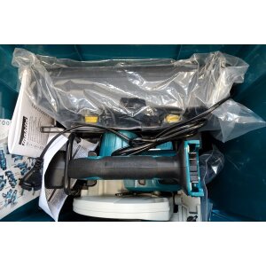 Makita Kit DLX5038PTJ  (DTD154 + DGA506 + DHR243 + DHS680 + DHP481) Maschinensatz (nur 2 statt 4 Akkus!)